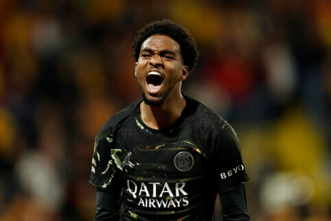„Liverpool“ jungiasi į kovą dėl PSG talento