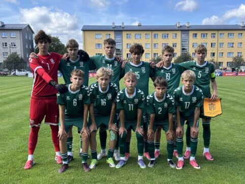 Vaikinų U15 rinktinei nepavyko atsirevanšuoti estams