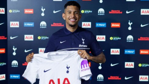Oficialu: „Tottenham“ už milžinišką sumą įsigijo Savinho