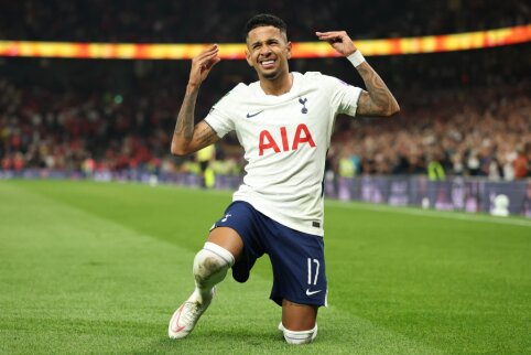 Lygos taurėje – triuškinanti „Tottenham“ pergalė bei nuostabus Savio debiutas