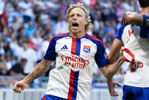 „Lyon“ namuose susitvarkė su „Auxerre“