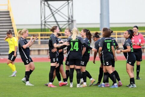Moterų komanda iškovojo užtikrintą pergalę Šiauliuose