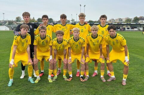 Vaikinų U16 rinktinė antrose rungtynėse pranoko vengrus