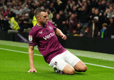 J. Vardy pelnė pirmą įvartį „Burnley“ gretose, bet „Wolves“ buvo stipresni