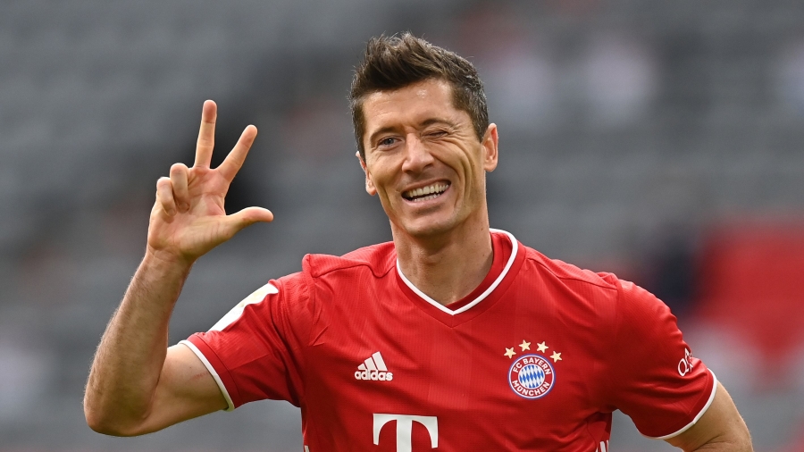 R. Lewandowskis – FIFA metų žaidėjas antrus metus paeiliui