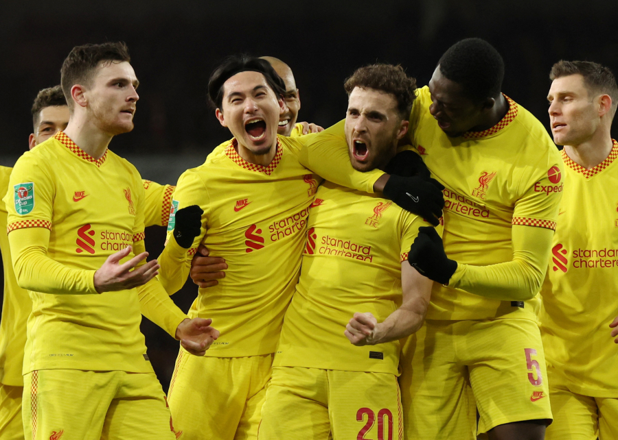 D.  Jotos dublis atvedė „Liverpool“ į Lygos taurės finalą
