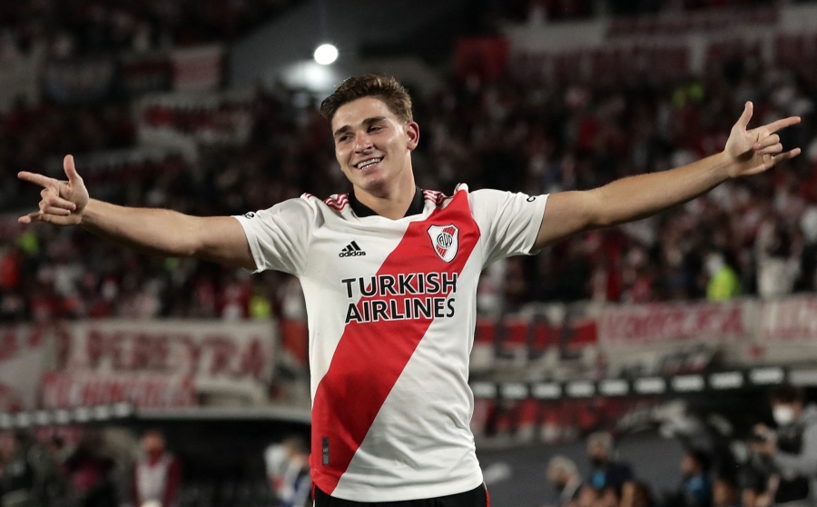 Oficialu: J. Alvarezas po sezono papildys „Man City“