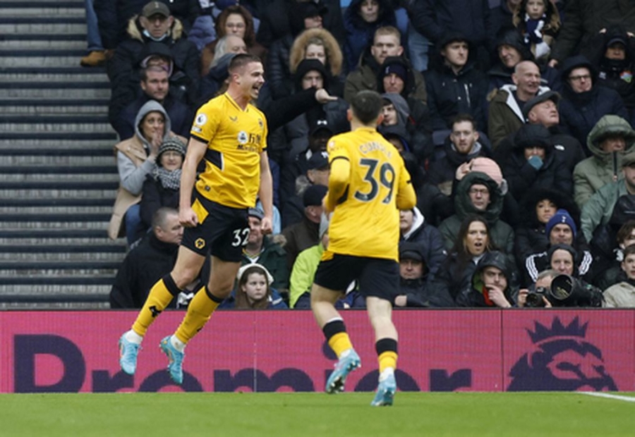 „Tottenham“ komandą namuose įveikė ir „Wolverhampton“ futbolininkai