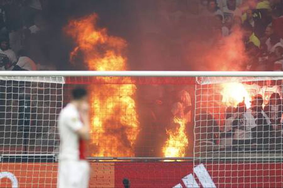 Atvira ugnis nesutrugdė: „Ajax“ išplėšė labai svarbią pergalę Olandijoje