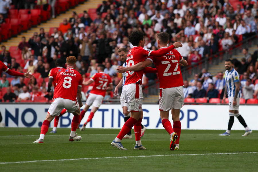 „Nottingham Forest“ po 23 metų pertraukos sugrįžo į „Premier“ lygą