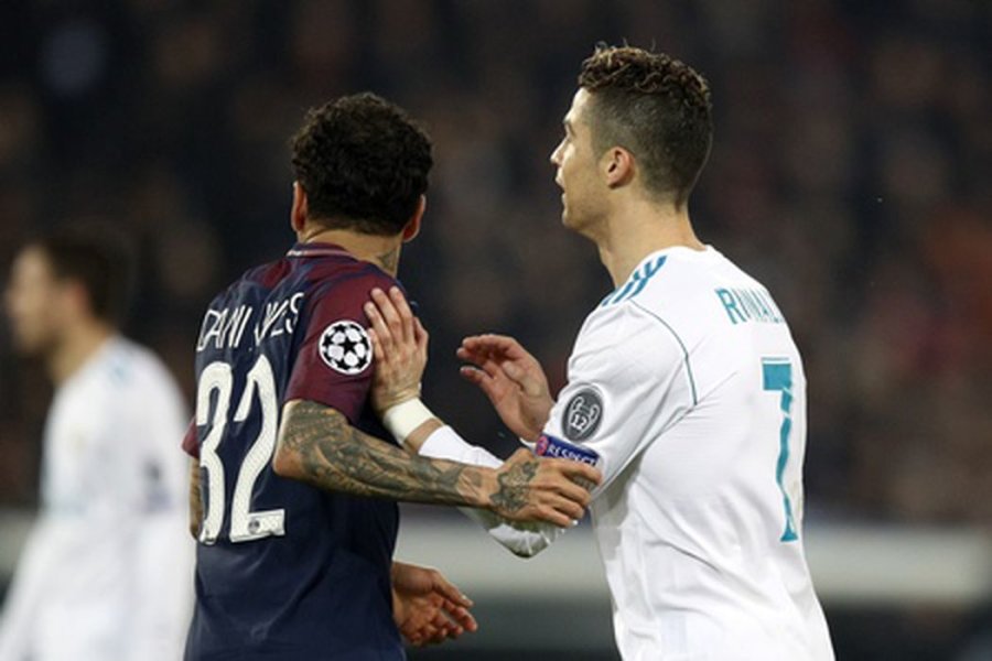 D. Alvesas: „Cristiano Ronaldo buvo sunkiausias varžovas per mano karjerą“