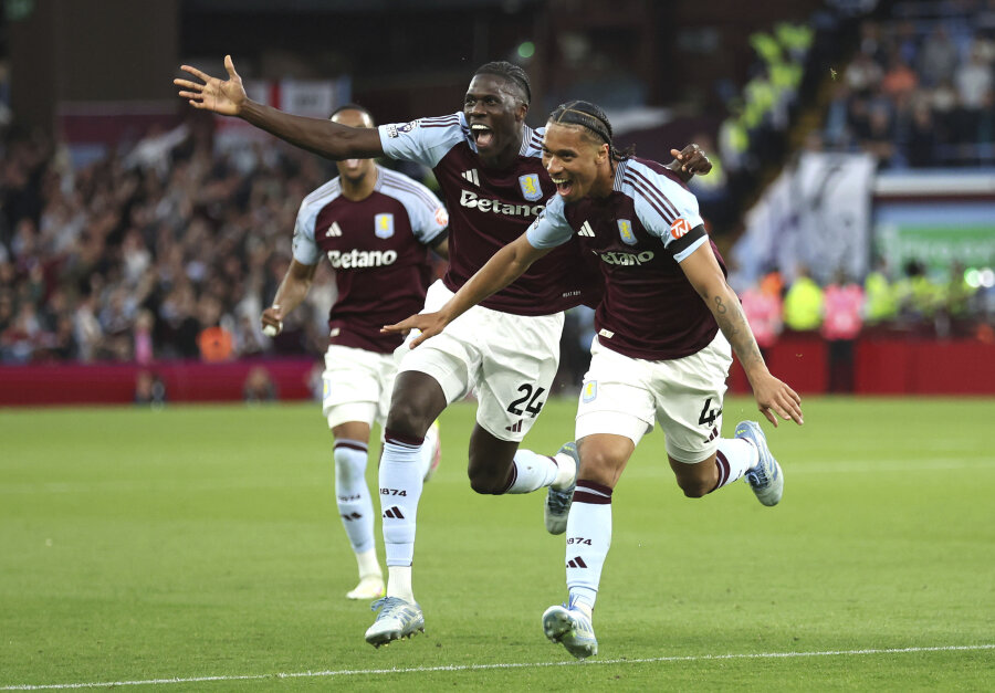 „Aston Villa“ iškovojo svarbią pergalę kovoje dėl vietos Čempionų lygoje