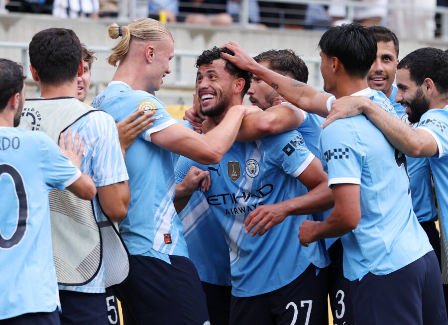 Pirmą vietą grupėje užsitikrinusi „Man City“ ekipa sutriuškino iki šiol neklupusią „Juventus“