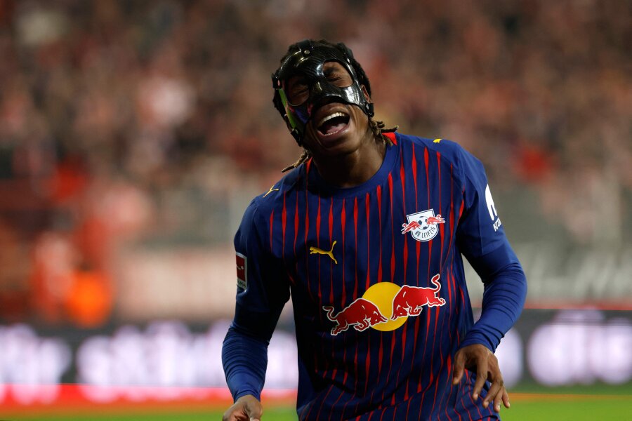 „RB Leipzig“ už talentingą 19-metį norėtų užsiprašyti devynženklės sumos