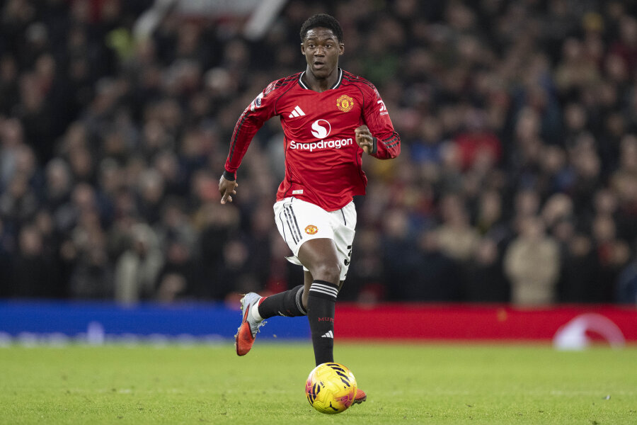 „Man Utd“ rungtynėse – kontraversiška K. Mainoo brolio žinutė