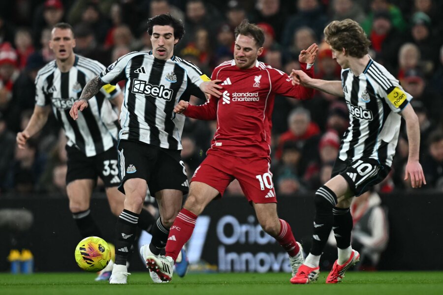 „Liverpool“ nepasigailėjo „Newcastle“ klubo
