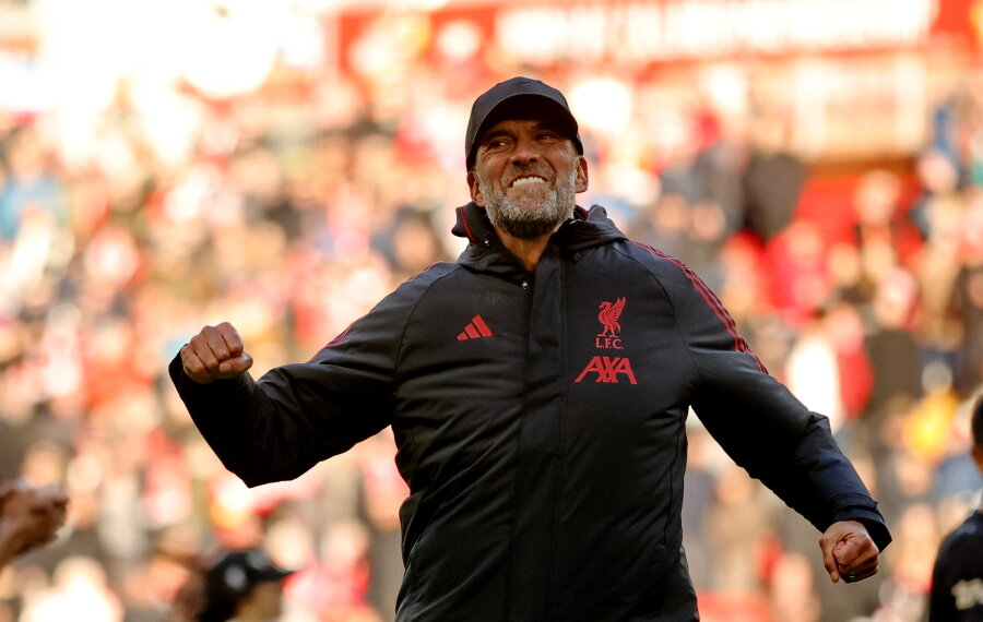 „Liverpool“ ir „Borussia“ legendų rungtynėse – Kloppo sugrįžimas bei Gerrardo ir Thiago įgūdžių šou