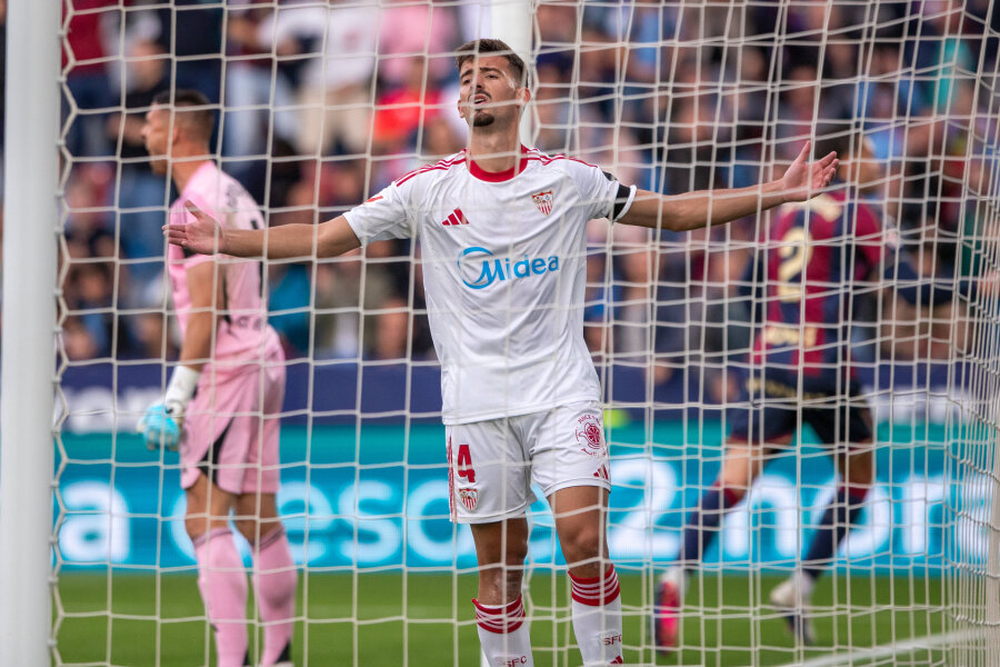 Stagnuojanti „Sevilla“ ekipa atsidūrė šalia iškritimo zonos