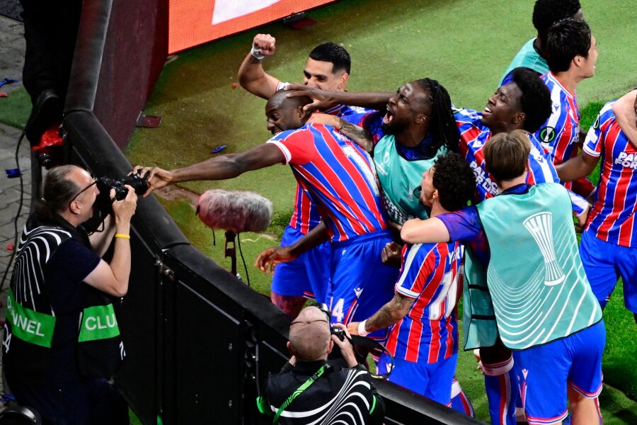 Konferencijų lygą laimėjo prieš „Rayo Vallecano“ dominavę „Crystal Palace“ futbolininkai