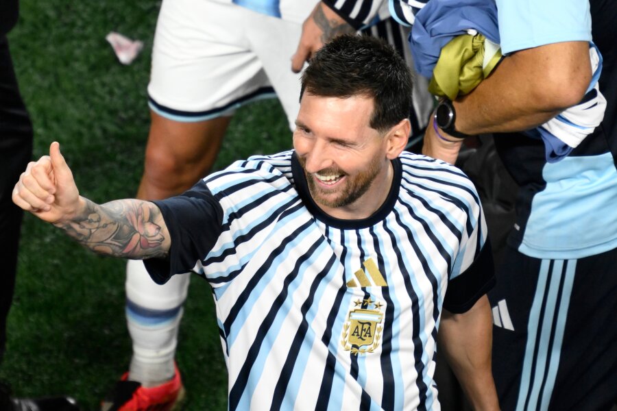 Pareiškimas: titulo gynybą Argentina pradėjo nuo L. Messi „hat-tricko“