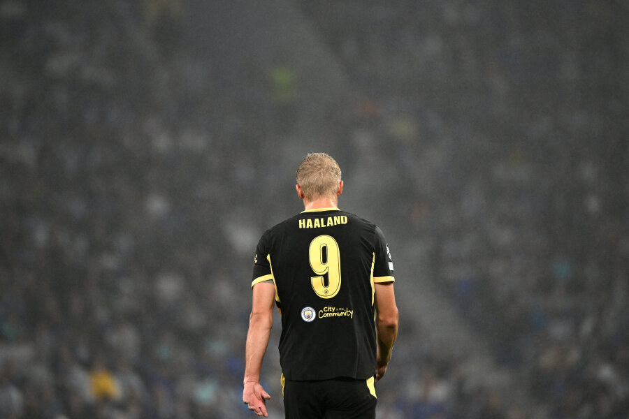ČL: E. Haalando „dublis“ lėmė „Man City“ pergalę