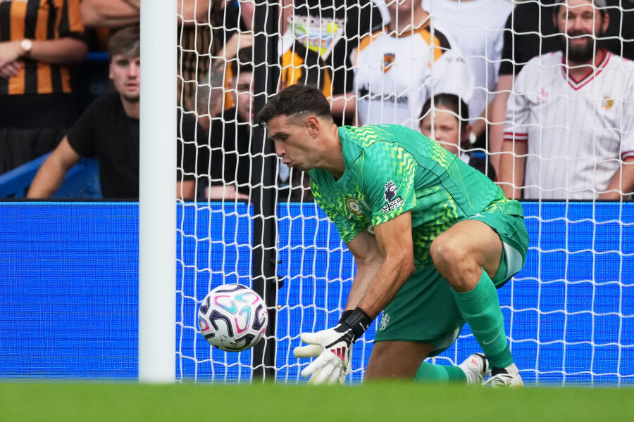 „Premier“ lyga: „Chelsea“ nepalaužė išsišokėlių „Hull City“, o „Aston Villa“ vėl pralaimėjo