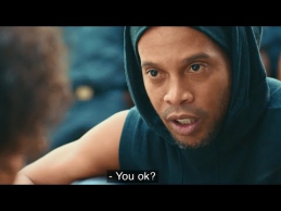 Ronaldinho - įspūdingoje XXL reklamoje