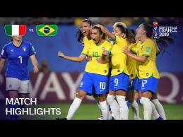 Moterų PČ: Brazilija - Italija